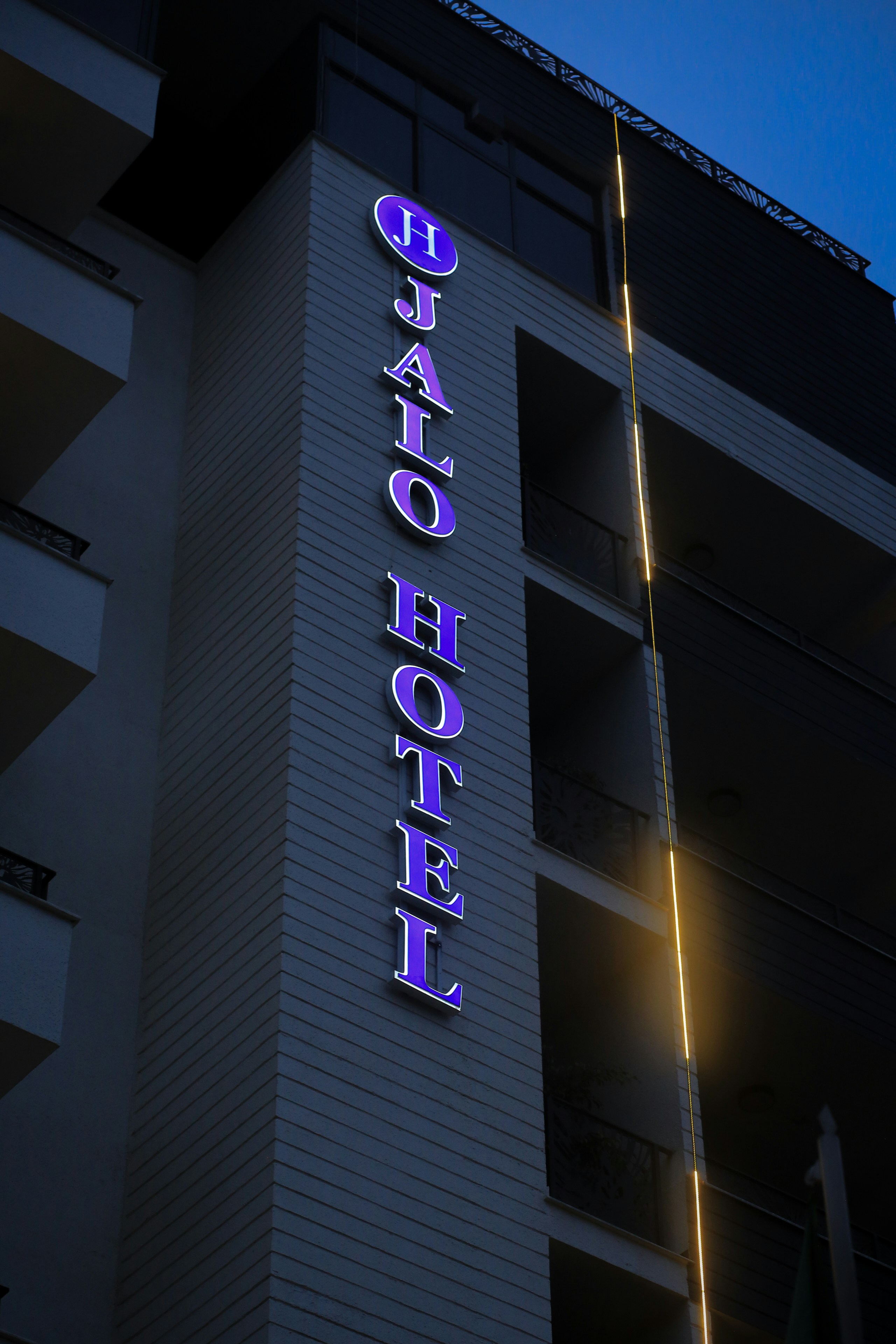 JALO HOTEL